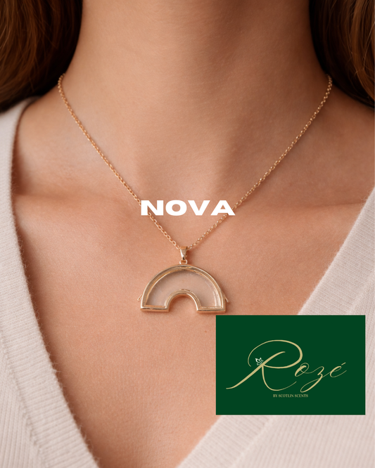 Nova Arch Floating Charm Necklace – Minimalist Crystal Pendant – Roze Collection